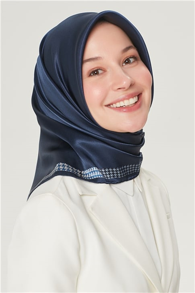 Armine Sura İpek Eşarp 21Y8535 80