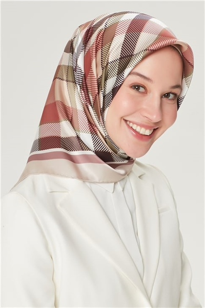 Armine Sura İpek Eşarp 21Y8551 36