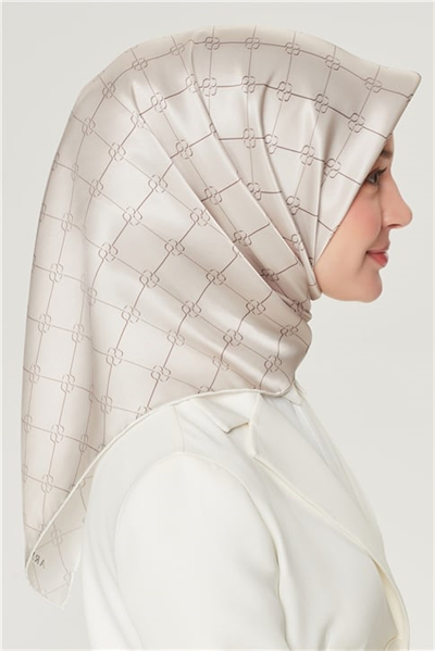 Armine Sura İpek Eşarp 21Y8555 02