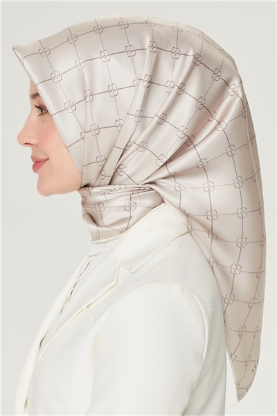 Armine Sura İpek Eşarp 21Y8555 02
