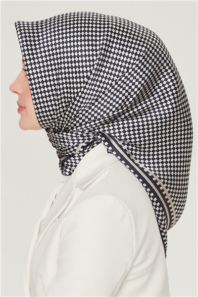 Armine Sura İpek Eşarp 21Y8560 01