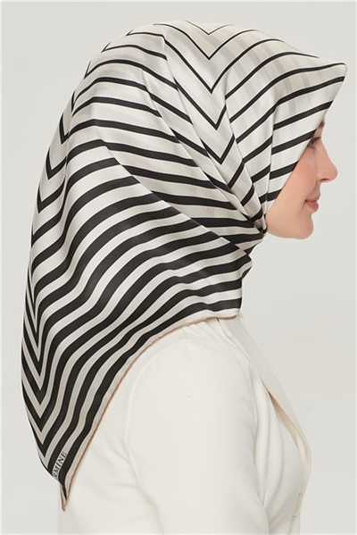 Armine Sura İpek Eşarp 21Y8561 09