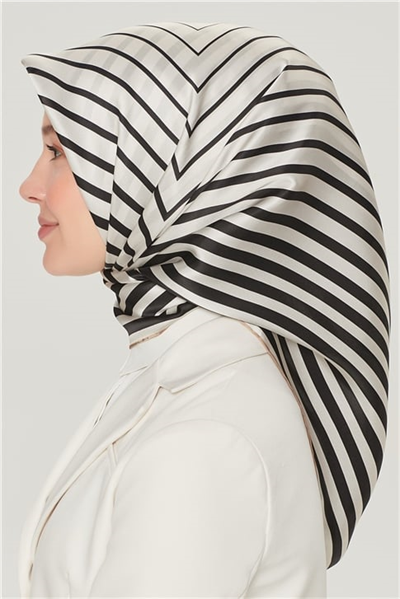 Armine Sura İpek Eşarp 21Y8561 09