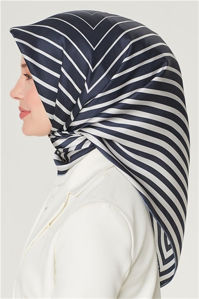 Armine Sura İpek Eşarp 21Y8561 86