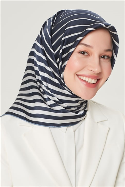 Armine Sura İpek Eşarp 21Y8561 86