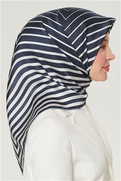 Armine Sura İpek Eşarp 21Y8561 86