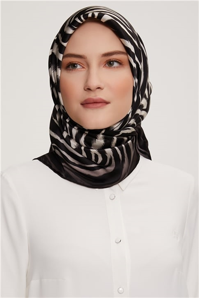 Armine Sura İpek Eşarp 22Ka3232 03