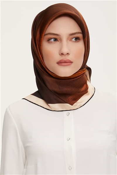 Armine Sura İpek Eşarp 22Ka3233 02