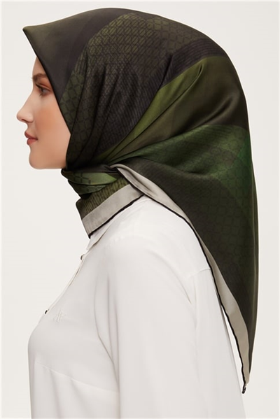 Armine Sura İpek Eşarp 22Ka3233 04