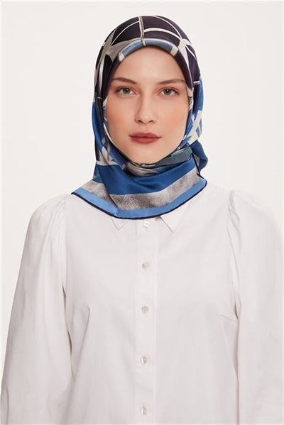 Armine Sura İpek Eşarp 22Ka3235 02
