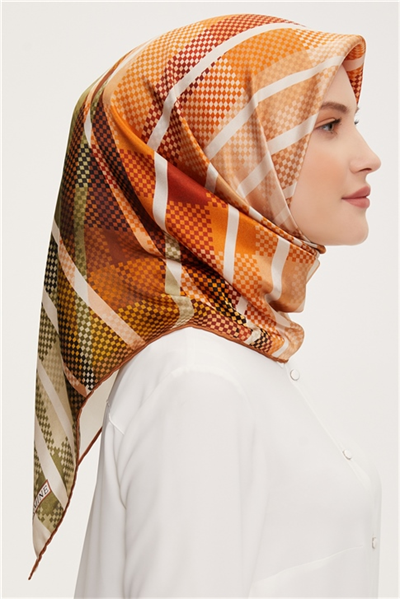 Armine Sura İpek Eşarp 22Ka3237 02