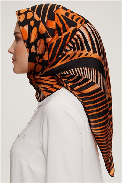 Armine Sura İpek Eşarp 22Ka3238 32