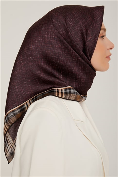 Armine Sura İpek Eşarp 22Ka8803 01