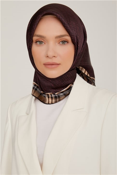 Armine Sura İpek Eşarp 22Ka8803 01