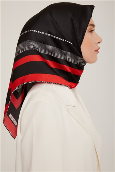 Armine Sura İpek Eşarp 22Ka8811 01