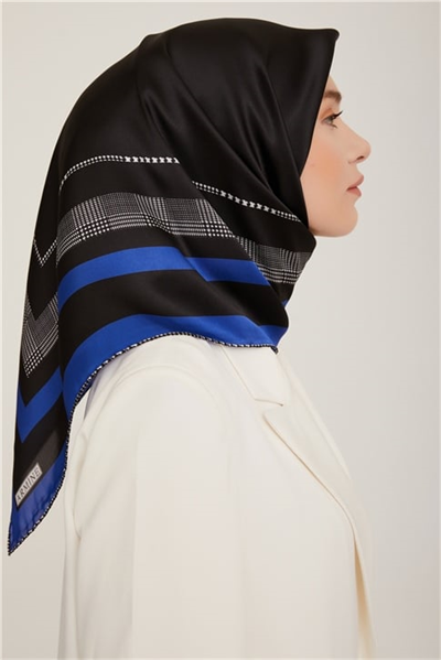 Armine Sura İpek Eşarp 22Ka8811 03