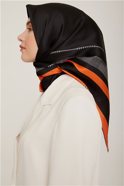 Armine Sura İpek Eşarp 22Ka8811 54