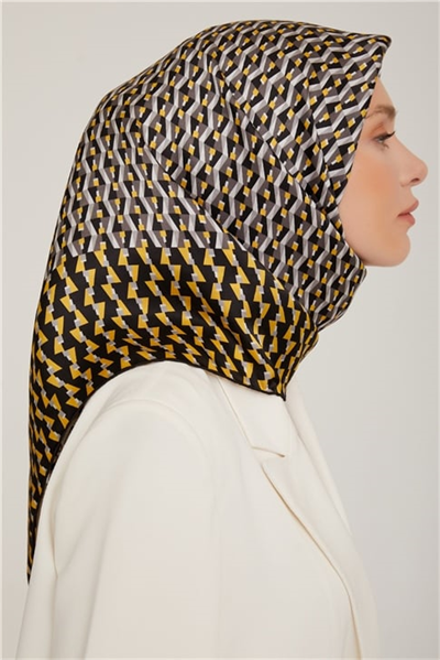 Armine Sura İpek Eşarp 22Ka8812 02