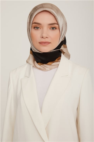 Armine Sura İpek Eşarp 22Ka8813 01