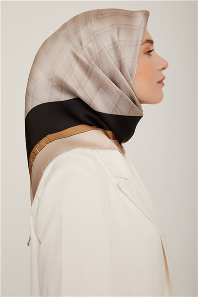 Armine Sura İpek Eşarp 22Ka8813 01