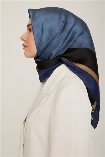 Armine Sura İpek Eşarp 22Ka8813 32