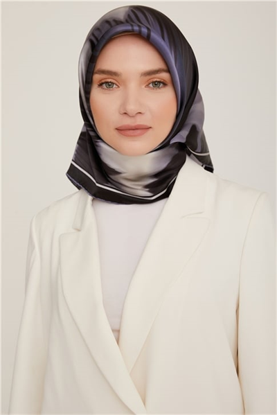 Armine Sura İpek Eşarp 22Ka8814 52