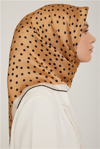 Armine Sura İpek Eşarp 22Ka8817 02