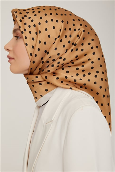 Armine Sura İpek Eşarp 22Ka8817 02