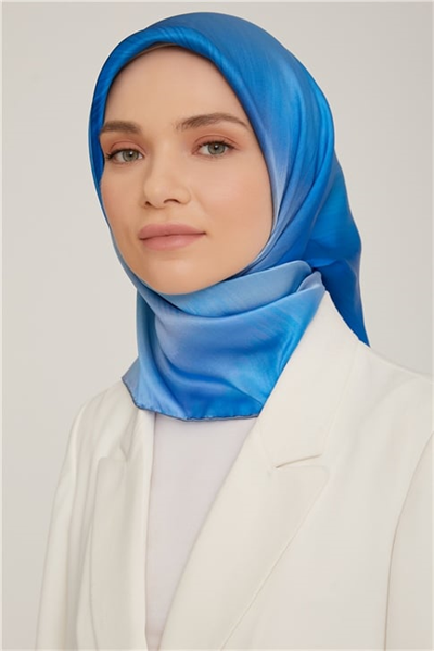 Armine Sura İpek Eşarp 22Ka8821 07