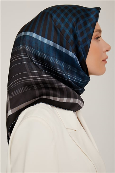 Armine Sura İpek Eşarp 22Ka8824 51