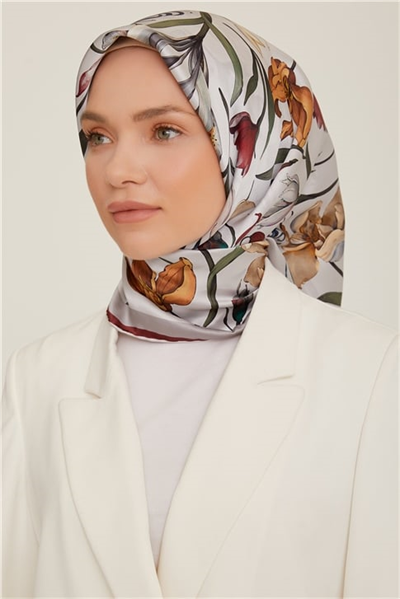 Armine Sura İpek Eşarp 22Ka8825 05