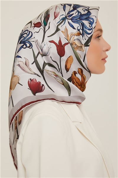 Armine Sura İpek Eşarp 22Ka8825 05