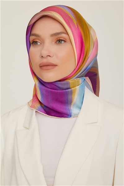 Armine Sura İpek Eşarp 22Ka8826 01