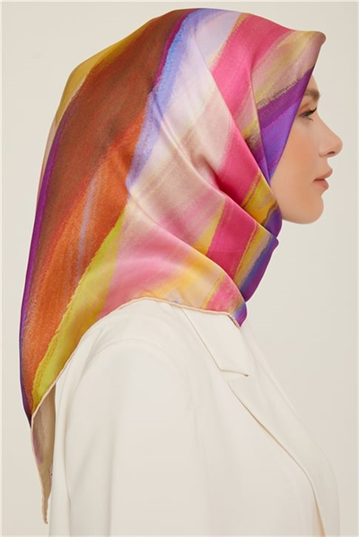 Armine Sura İpek Eşarp 22Ka8826 01