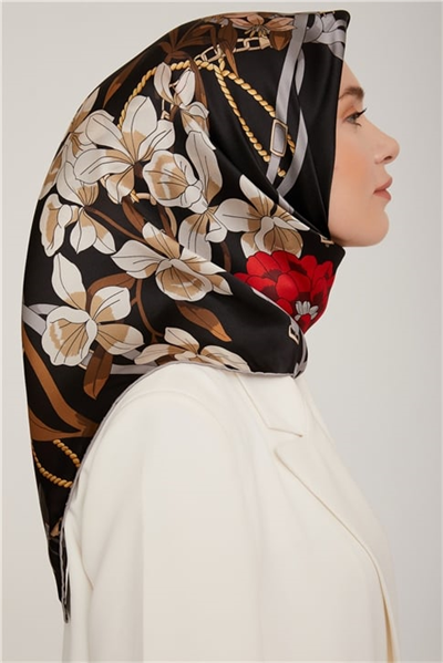 Armine Sura İpek Eşarp 22Ka8827 06