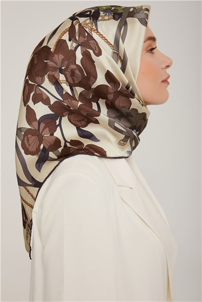 Armine Sura İpek Eşarp 22Ka8827 56
