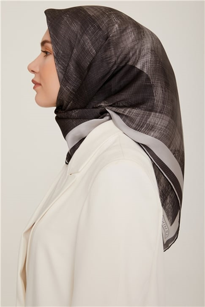 Armine Sura İpek Eşarp 22Ka8830 03