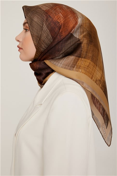 Armine Sura İpek Eşarp 22Ka8830 04
