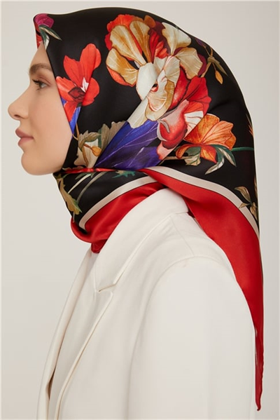 Armine Sura İpek Eşarp 22Ka8831 08
