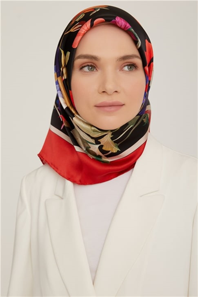 Armine Sura İpek Eşarp 22Ka8831 08