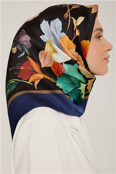 Armine Sura İpek Eşarp 22Ka8831 51
