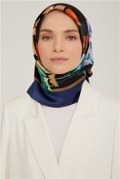 Armine Sura İpek Eşarp 22Ka8831 51