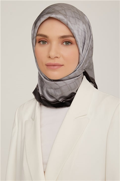 Armine Sura İpek Eşarp 22Ka8832 03