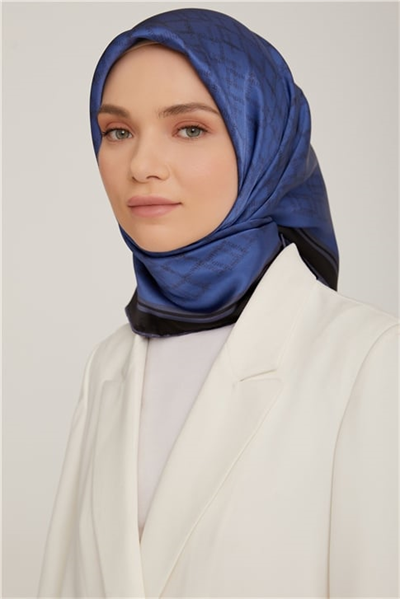Armine Sura İpek Eşarp 22Ka8832 04