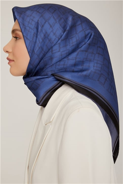 Armine Sura İpek Eşarp 22Ka8832 04
