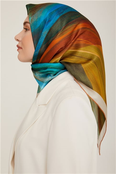 Armine Sura İpek Eşarp 22Ka8835 07