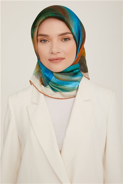 Armine Sura İpek Eşarp 22Ka8835 07