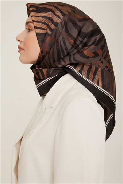 Armine Sura İpek Eşarp 22Ka8837 09