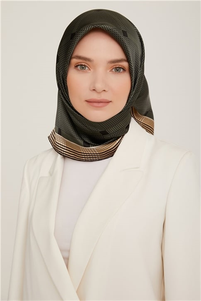 Armine Sura İpek Eşarp 22Ka8838 33