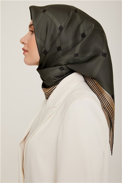 Armine Sura İpek Eşarp 22Ka8838 33